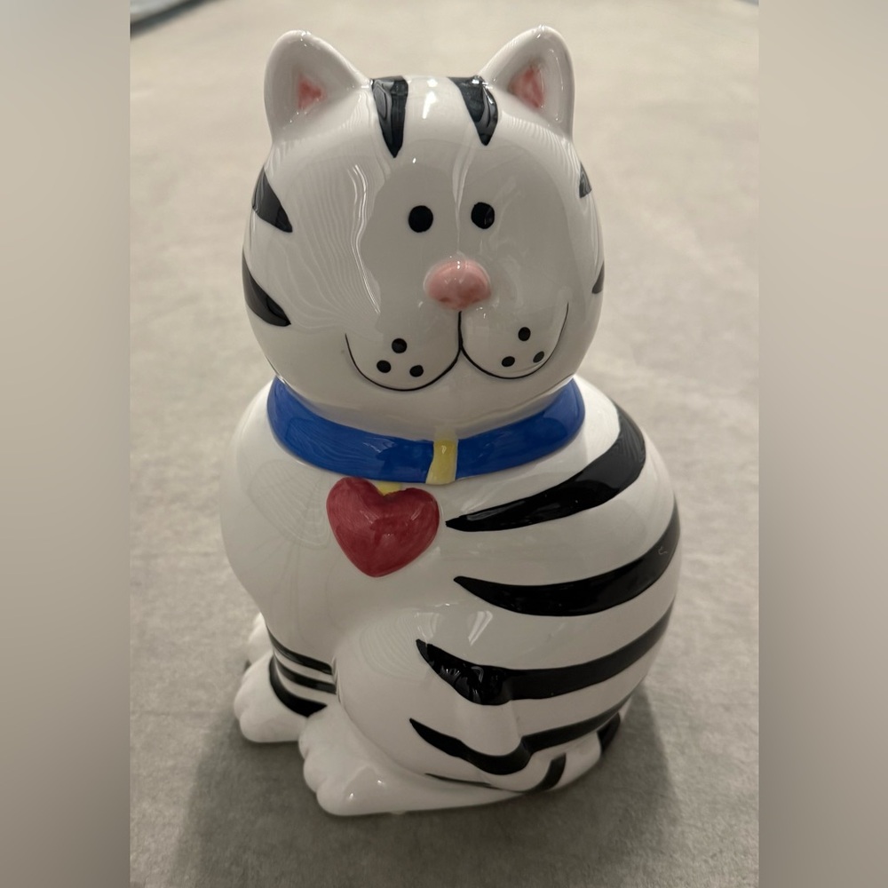 Vintage White & Black Tiger Cat Cookie Jar with Blue Collar and Red Heart
